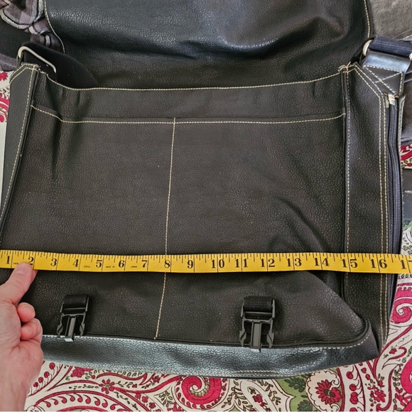 GAP Laptop Satchel Faux/Vegan Leather Expandable - Picture 12 of 14